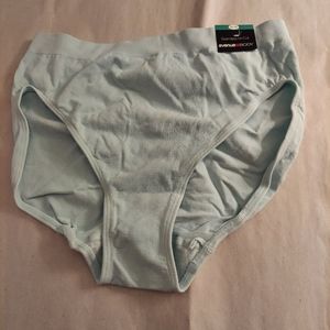 Avenue Body Seamless Hi-cut Panties size 14/16